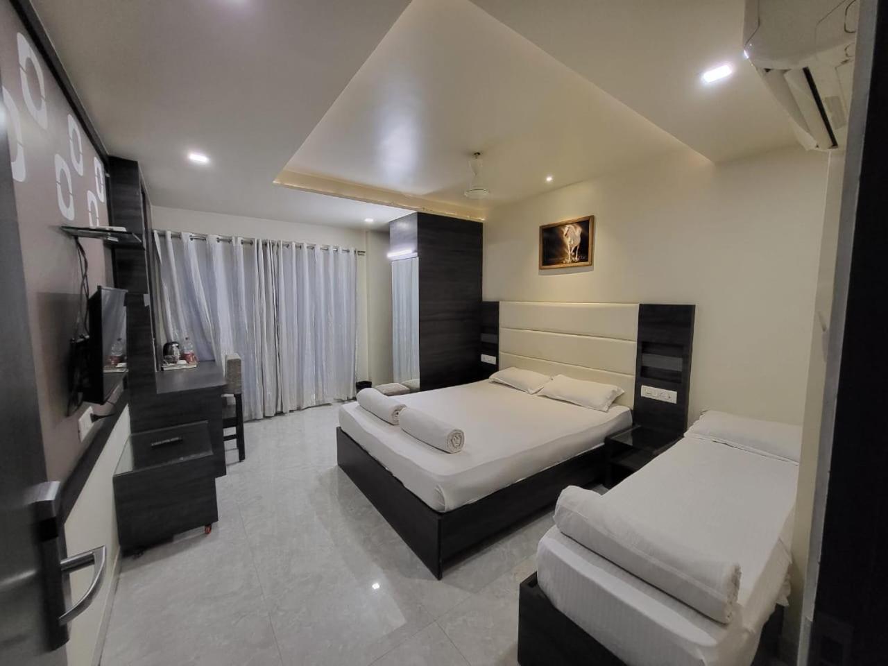 Hotel Nirvana Residency Nagpur Exterior photo