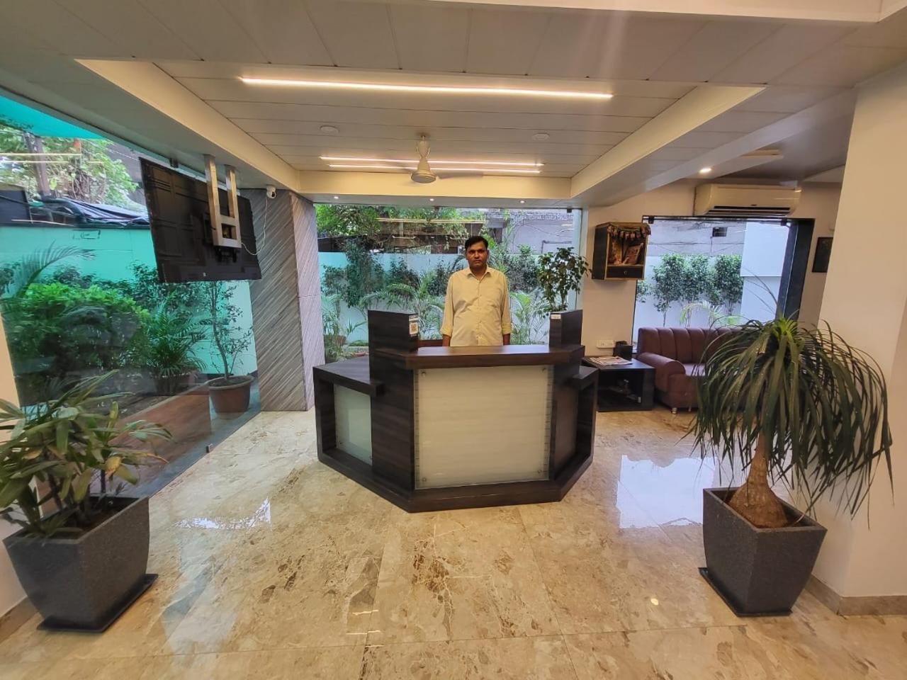 Hotel Nirvana Residency Nagpur Exterior photo